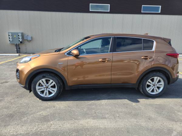 2017 KIA Sportage LX 4dr All-wheel Drive Automatic — photo 3