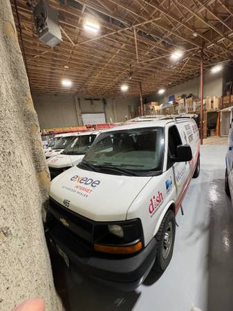 2014 Chevrolet Express 3500 DIESEL Rear-wheel Drive Cargo Van Automatic — photo 1
