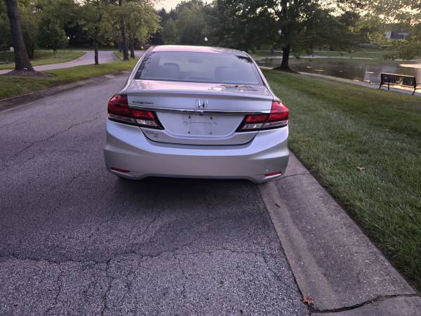 2013 Honda Civic LX 4dr Sedan Automatic — photo 6