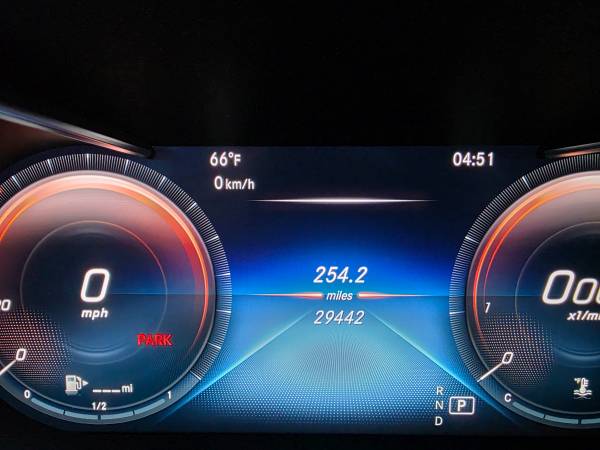 2021 Mercedes-Benz Mileage Like — photo 5