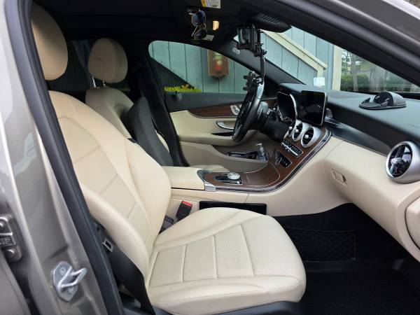 2021 Mercedes-Benz Mileage Like — photo 10