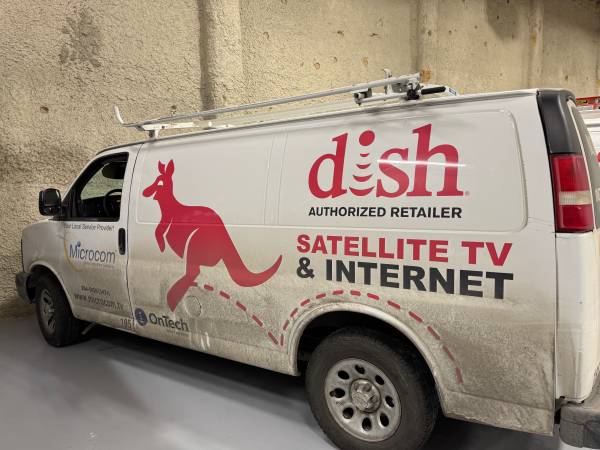 2014 Chevrolet Express 3500 DIESEL Rear-wheel Drive Cargo Van Automatic — photo 1
