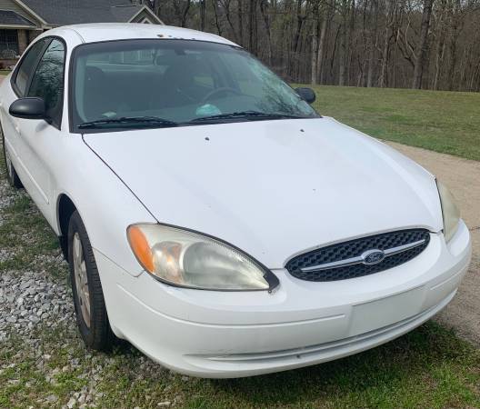 2007 Ford Taurus SE 4dr Sedan Automatic — photo 2