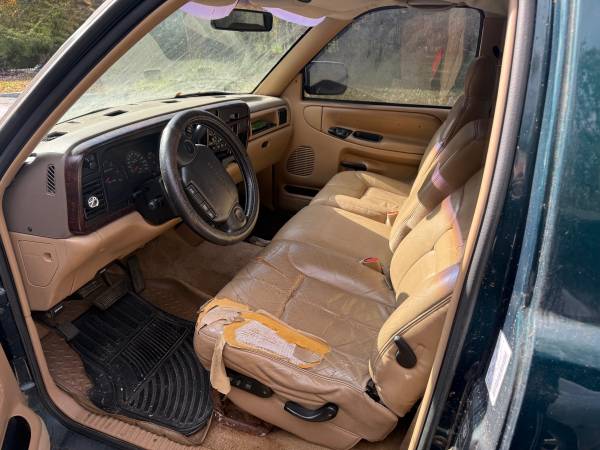 1997 Dodge RAM 1500 SS/T 2dr Standard Cab SB — photo 7