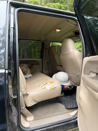 1999 Ford E 350 Super Duty XL Wagon Automatic — photo 6