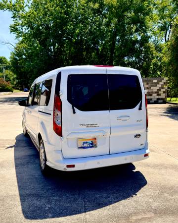 2016 Ford Transit Connect XLT — photo 6