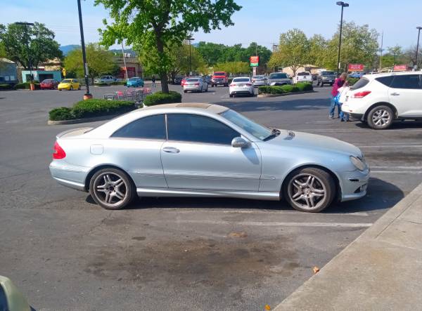 2027 Mercedes-Benz Clk V8 — photo 1