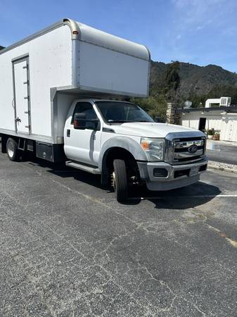 2012 Ford F550 With — photo 1