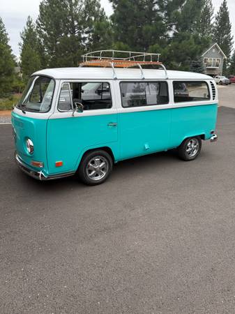 1971 Volkswagen Bus — photo 1