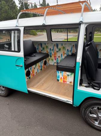 1971 Volkswagen Bus — photo 5