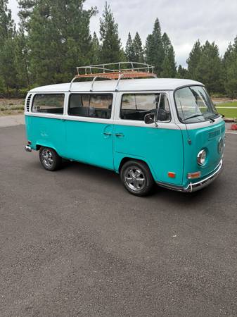 1971 Volkswagen Bus — photo 3