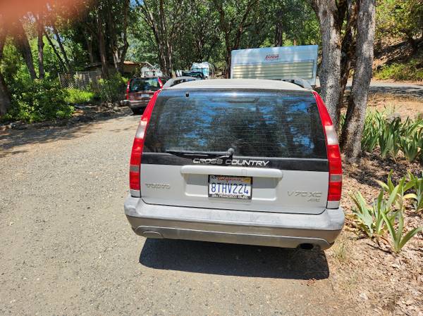 1999 Volvo V70 XC 4dr All-wheel Drive Station Wagon Automatic — photo 4