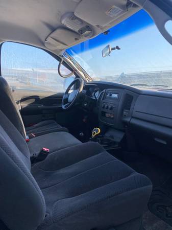 2004 Dodge RAM 1500 SLT — photo 7