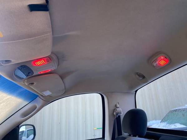 2004 Dodge RAM 1500 SLT — photo 3