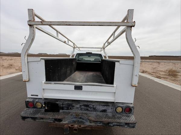 2000 Chevrolet C3500 Service — photo 3
