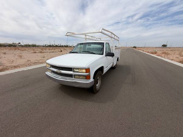 2000 Chevrolet C3500 Service — photo 1