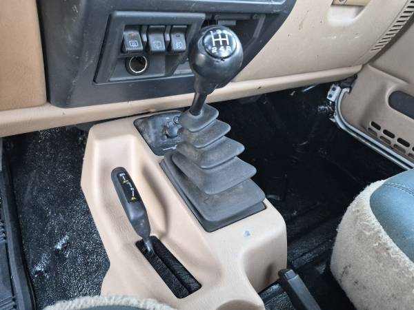 2000 Jeep Wrangler Sahara 2dr 4x4 Manual — photo 8