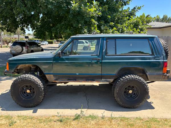 1996 Jeep Cherokee Sport — photo 3