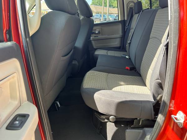 2009 Dodge RAM 1500 ST 4x2 Quad Cab 140 in. WB Automatic — photo 9