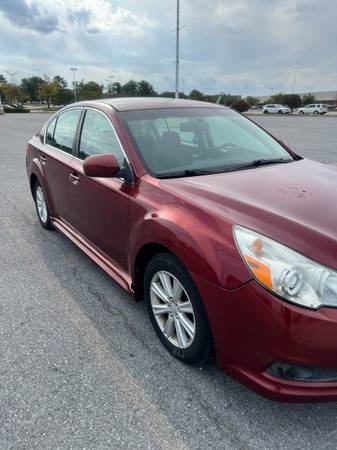 2012 Subaru Legacy 2.5i 4dr Sedan CVT — photo 4