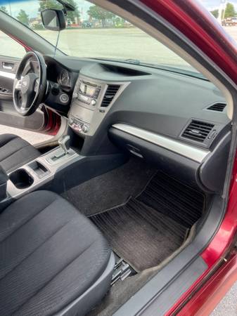2012 Subaru Legacy 2.5i 4dr Sedan CVT — photo 10