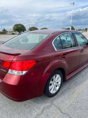 2012 Subaru Legacy 2.5i 4dr Sedan CVT — photo 5