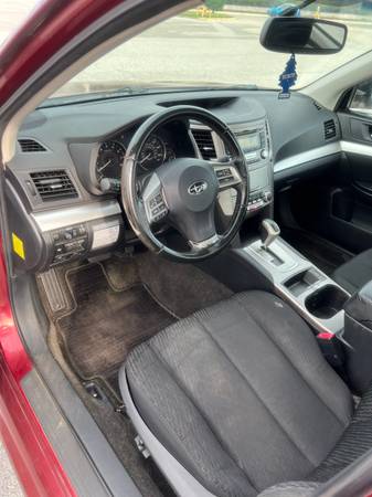 2012 Subaru Legacy 2.5i 4dr Sedan CVT — photo 8