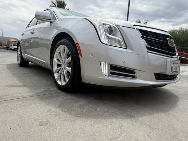 2017 Cadillac XTS Luxury — photo 2