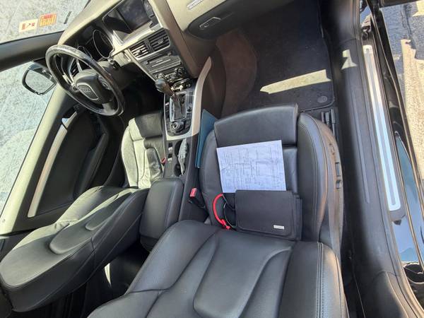 2011 Audi A5 2.0T Premium — photo 8