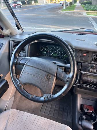 1999 Volkswagen Eurovan MV Passenger Van Automatic — photo 11