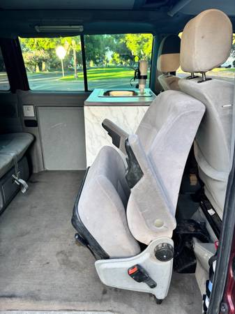 1999 Volkswagen Eurovan MV Passenger Van Automatic — photo 7