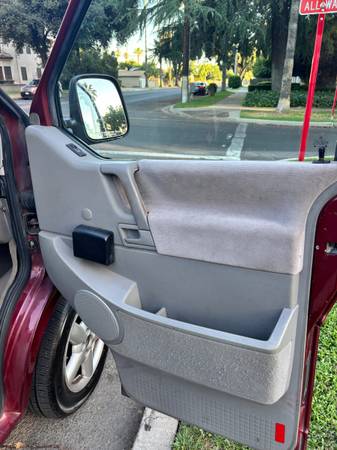 1999 Volkswagen Eurovan MV Passenger Van Automatic — photo 9