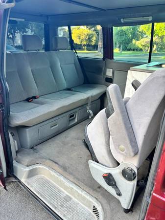 1999 Volkswagen Eurovan MV Passenger Van Automatic — photo 8