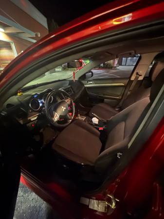 2015 Mitsubishi Lancer ES 4dr Front-wheel Drive Sedan CVT — photo 2