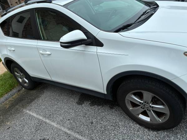 2015 Toyota Rav4 LE 4dr All-wheel Drive Automatic — photo 4