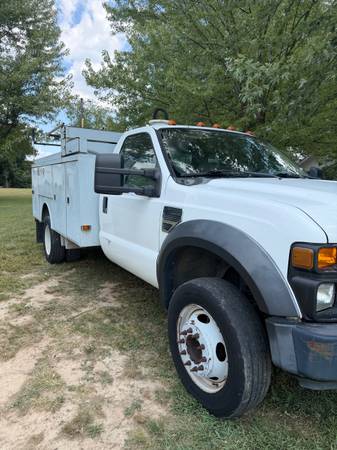 2008 Ford F 450 XL 4x4 SD Crew Cab 8 ft. box 172 in. WB Manual — photo 8