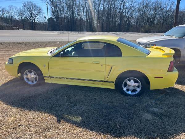 1991 Ford Mustang LX 2dr Coupe — photo 1