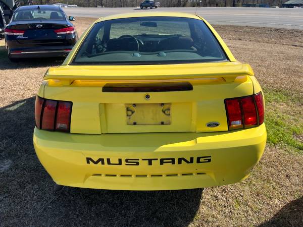 1991 Ford Mustang LX 2dr Coupe — photo 4