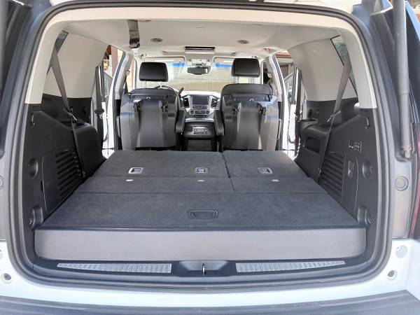 2020 Chevrolet Tahoe Premier 4x4 Automatic — photo 10