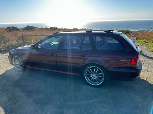 2000 BMW 540i Touring — photo 1