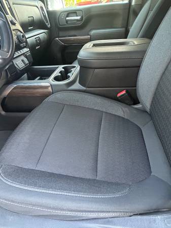 2022 Chevrolet Silverado 1500 Custom Trail Boss 4x4 Crew Cab 5.75 ft. box 147.4 in. WB Automatic — photo 6