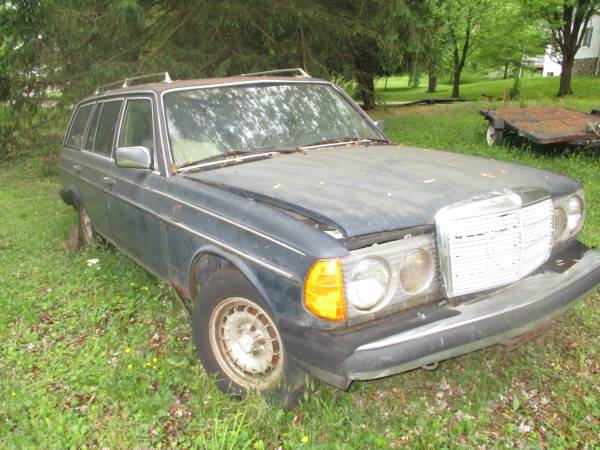 1984 Mercedes-Benz 300td W123 — photo 1