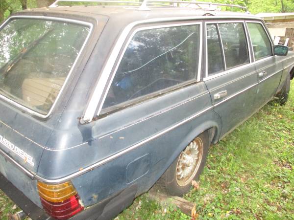 1984 Mercedes-Benz 300td W123 — photo 4