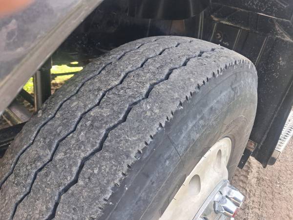 2013 Nissan Mack Dump — photo 6