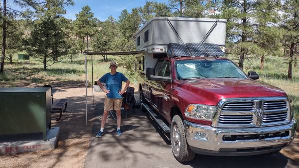 2018 RAM 2500 SLT 4x2 Crew Cab 149 in. WB Automatic — photo 4