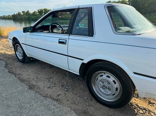 1986 Nissan 200sx E 2dr Coupe — photo 2