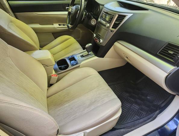 2013 Subaru Outback 3.6R Limited 4dr All-wheel Drive Automatic — photo 10