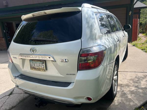 2009 Toyota Highlander Hybrid Limited 4dr All-wheel Drive CVT — photo 4