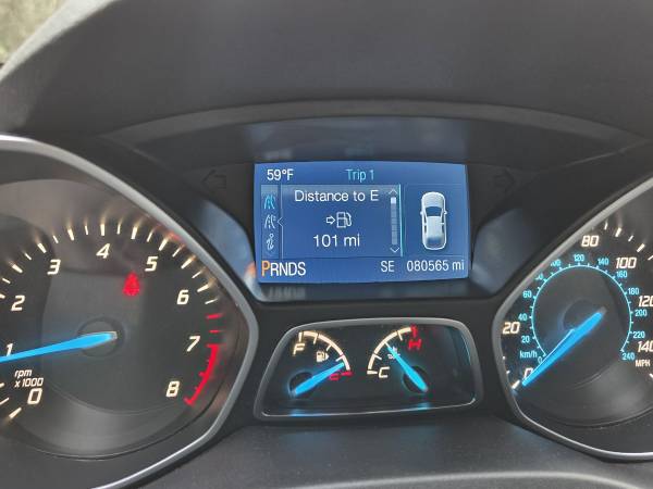 2014 Ford Escape SE 4dr Front-wheel Drive Automatic — photo 10
