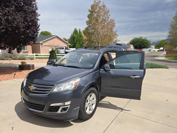 2014 Chevrolet Traverse LS All-wheel Drive Automatic — photo 1